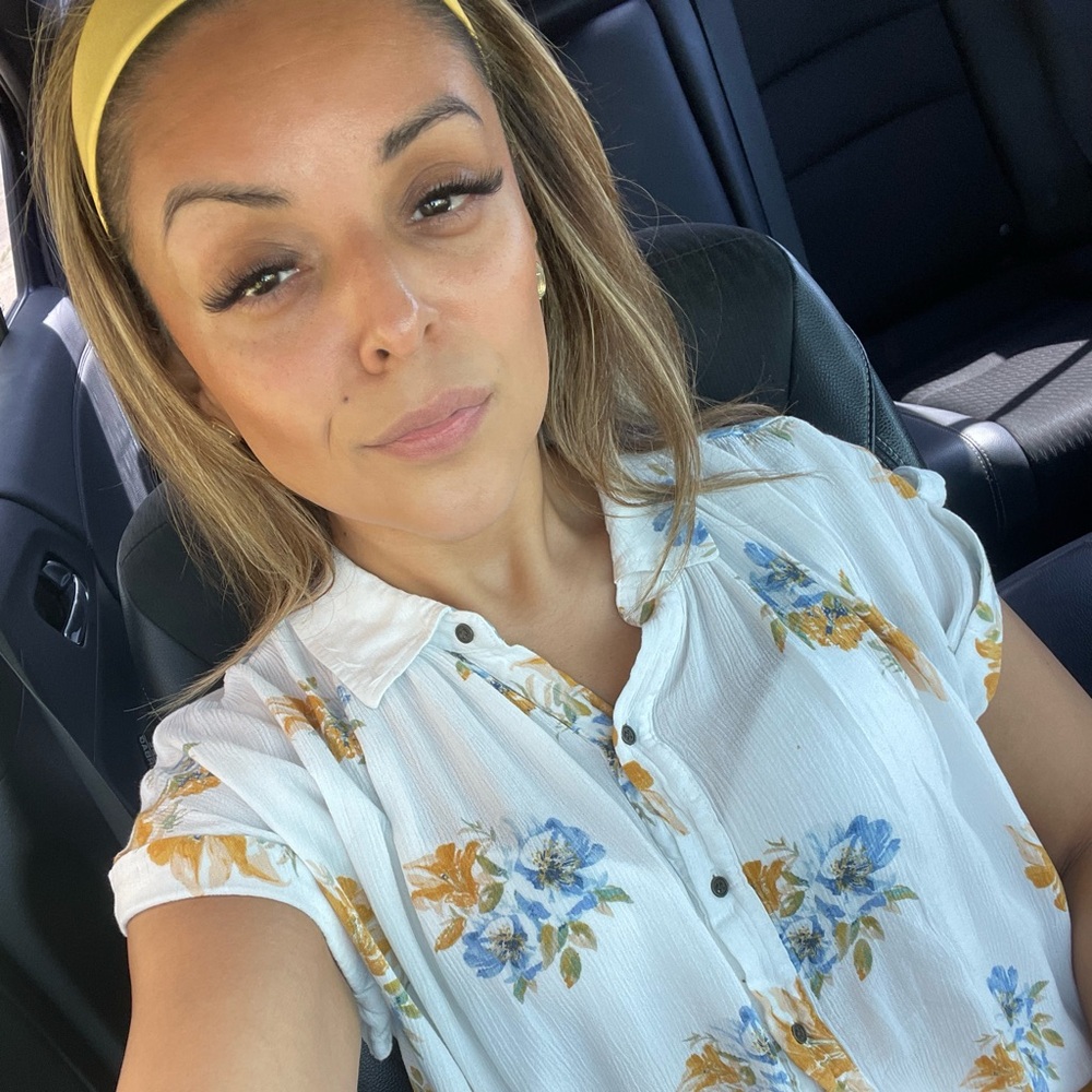 Meet your Posher, Leslie